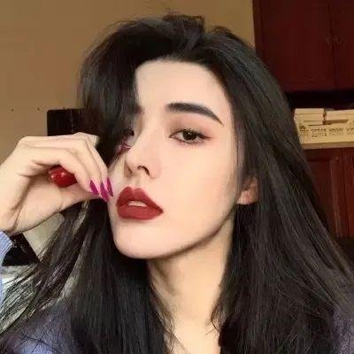 假冒女团